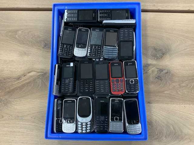Nokia - vintage nokia telefoons (87x) - afbeelding 1 van  3