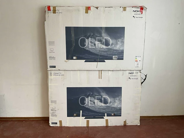 Nokia qled 70 inch televisie (2x) - afbeelding 1 van  12