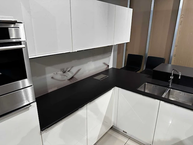 Nolte - nova lack 731 - showroomkeuken - afbeelding 24 van  53