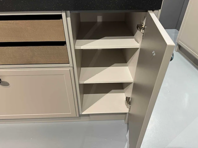 Nolte - showroomkeuken (c) - afbeelding 32 van  41