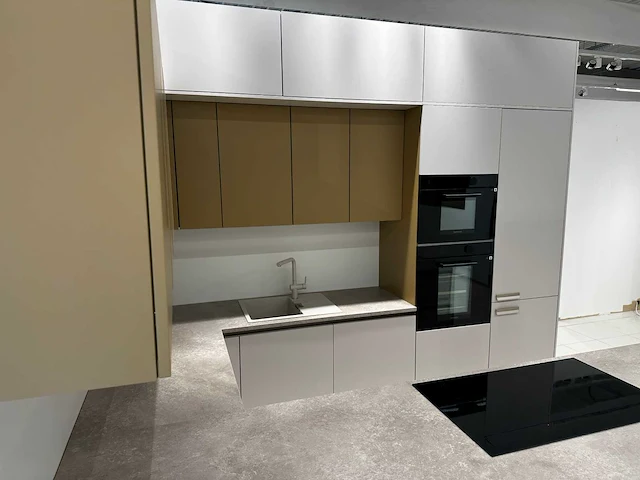 Nolte - soft lack 762 - showroomkeuken - afbeelding 23 van  49