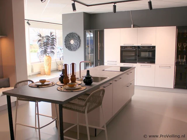 Nolte eilandkeuken matrix 150 fine-lack - afbeelding 1 van  58