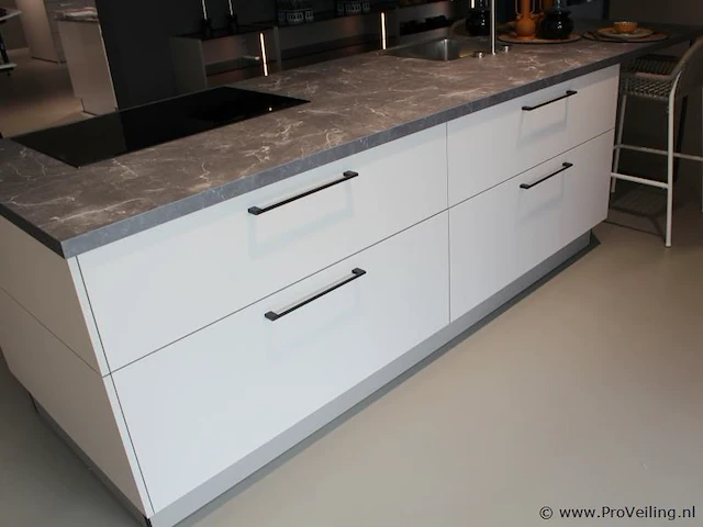 Nolte eilandkeuken matrix 150 fine-lack - afbeelding 40 van  58