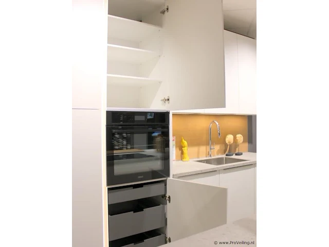 Nolte eilandkeuken met apparatenwand matrix 150 manhatten - afbeelding 4 van  60