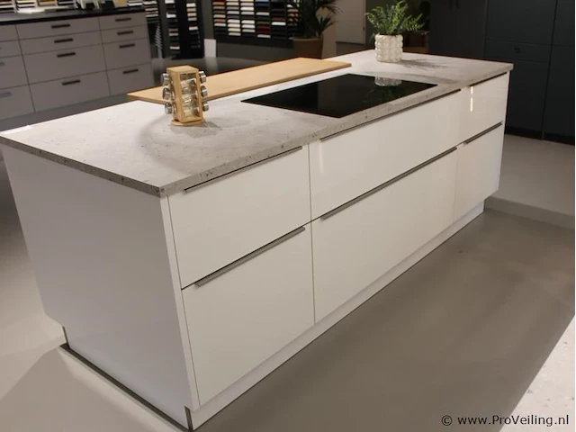 Nolte eilandkeuken met apparatenwand matrix 150 manhatten - afbeelding 30 van  60