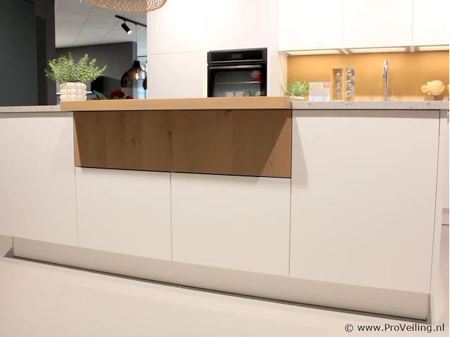 Nolte eilandkeuken met apparatenwand matrix 150 manhatten - afbeelding 50 van  60