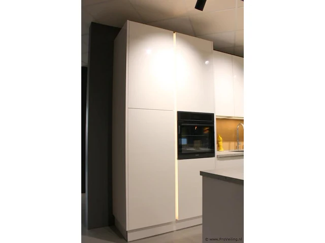 Nolte eilandkeuken met apparatenwand matrix 150 manhatten - afbeelding 45 van  60