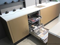 Nolte eilandkeuken met spoelwand en apparatenwand matrix 150 neo pure - afbeelding 14 van  57