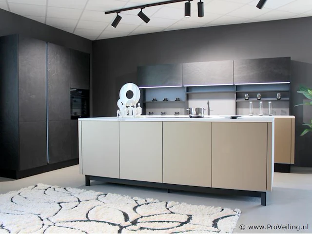 Nolte eilandkeuken met spoelwand en apparatenwand matrix 150 neo pure - afbeelding 12 van  57