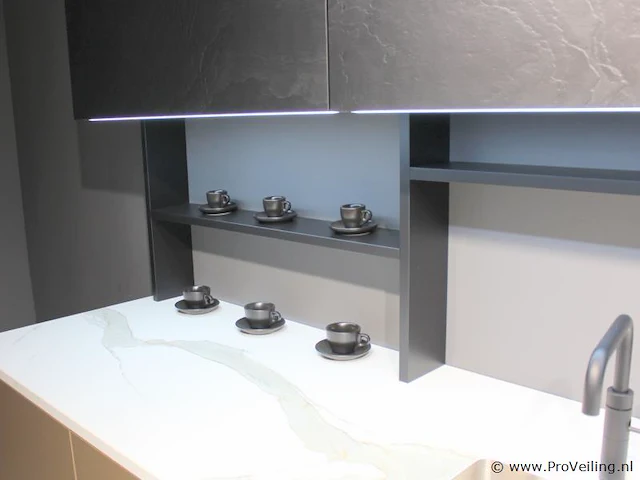 Nolte eilandkeuken met spoelwand en apparatenwand matrix 150 neo pure - afbeelding 28 van  57