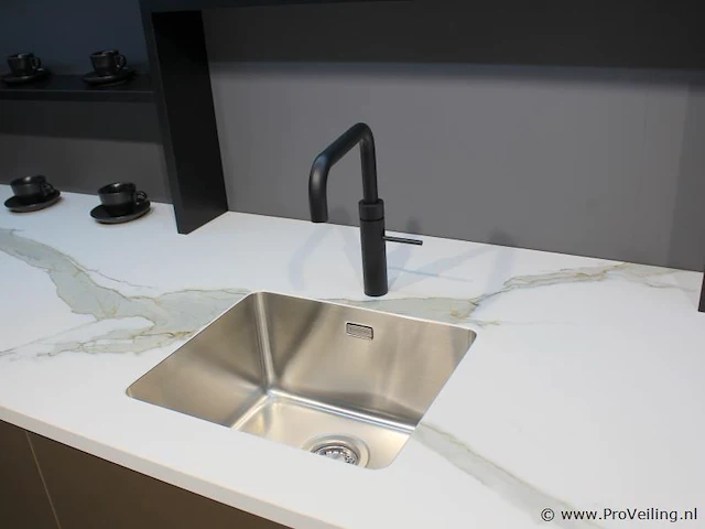 Nolte eilandkeuken met spoelwand en apparatenwand matrix 150 neo pure - afbeelding 29 van  57
