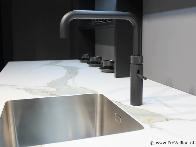 Nolte eilandkeuken met spoelwand en apparatenwand matrix 150 neo pure - afbeelding 31 van  57
