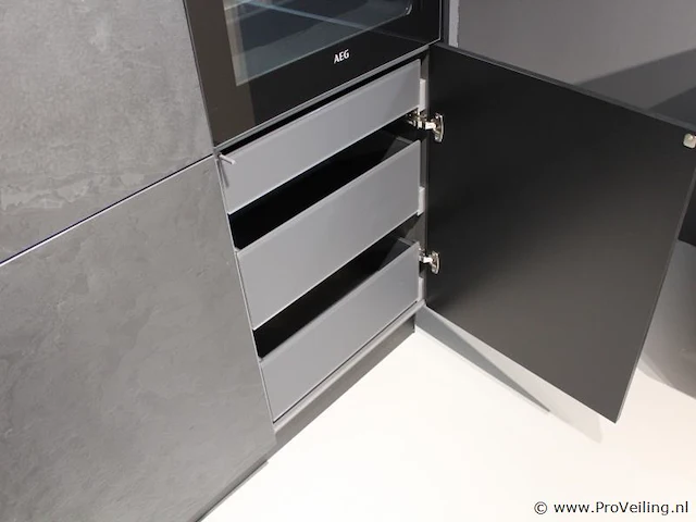 Nolte eilandkeuken met spoelwand en apparatenwand matrix 150 neo pure - afbeelding 42 van  57