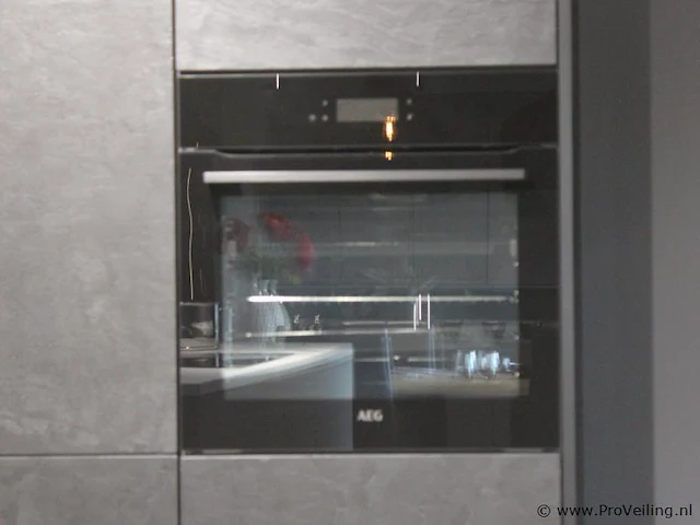 Nolte eilandkeuken met spoelwand en apparatenwand matrix 150 neo pure - afbeelding 44 van  57
