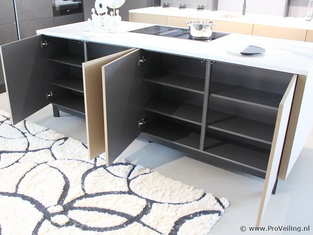 Nolte eilandkeuken met spoelwand en apparatenwand matrix 150 neo pure - afbeelding 54 van  57
