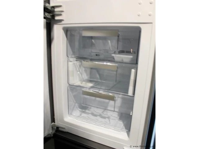 Nolte eilandkeuken met spoelwand en apparatenwand matrix 150 neo pure - afbeelding 37 van  57