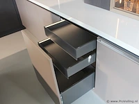Nolte eilandkeuken met spoelwand en apparatenwand matrix 150 neo - afbeelding 18 van  70
