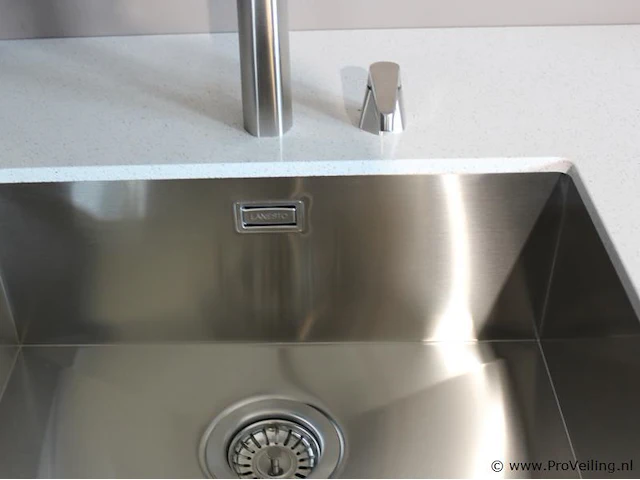 Nolte eilandkeuken met spoelwand en apparatenwand matrix 150 neo - afbeelding 31 van  70