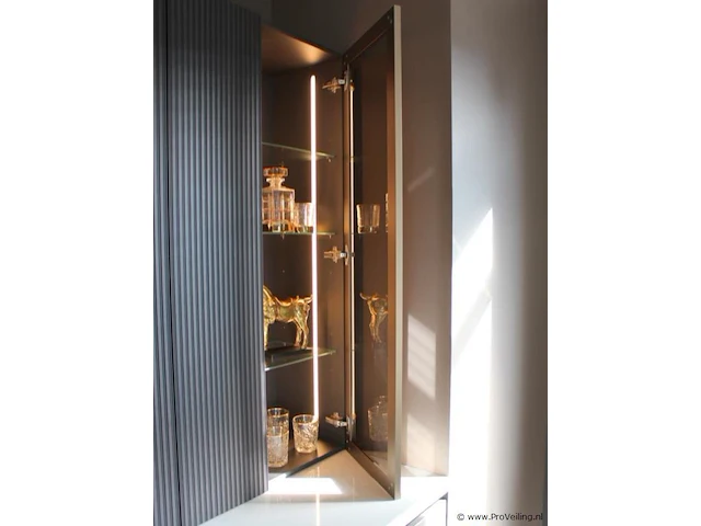 Nolte eilandkeuken met spoelwand en apparatenwand matrix 150 neo - afbeelding 33 van  70
