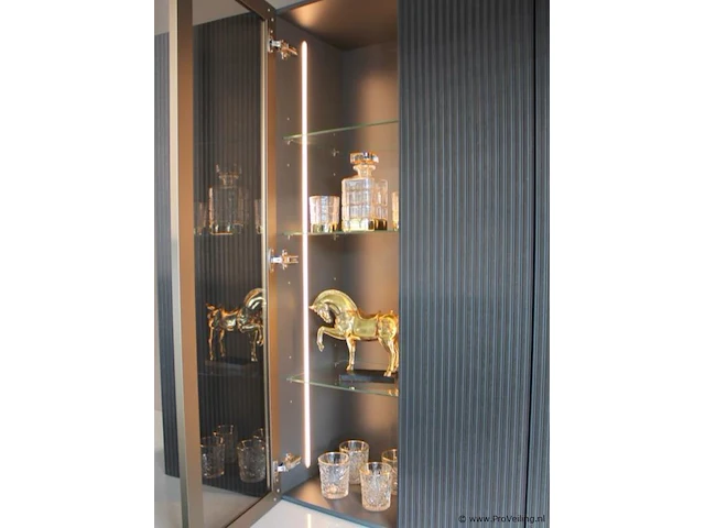 Nolte eilandkeuken met spoelwand en apparatenwand matrix 150 neo - afbeelding 40 van  70