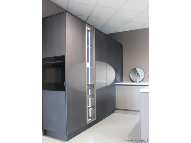 Nolte eilandkeuken met spoelwand en apparatenwand matrix 150 neo - afbeelding 42 van  70