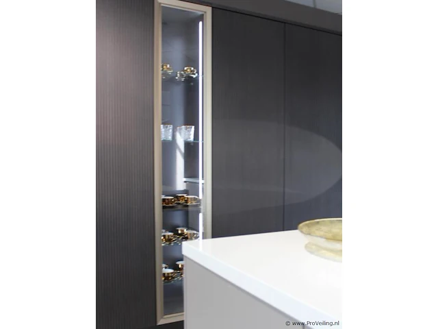 Nolte eilandkeuken met spoelwand en apparatenwand matrix 150 neo - afbeelding 47 van  70