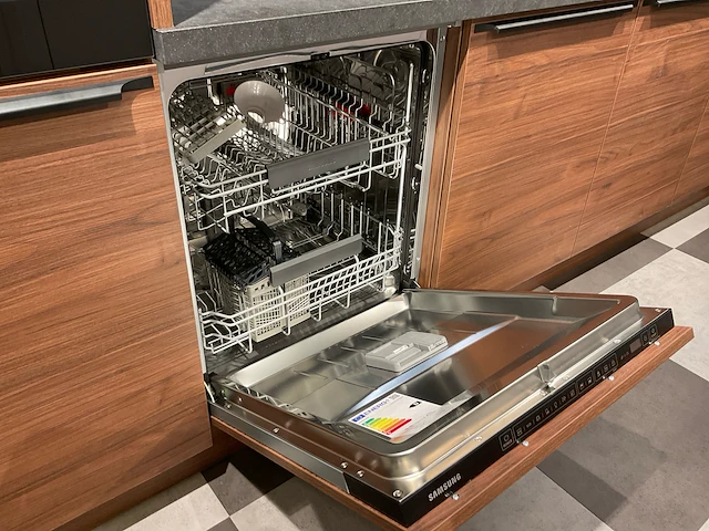 Nolte n-keuken eiland keukenopstelling - afbeelding 7 van  38