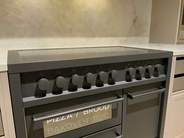 Nolte / novy / lancelotti / whirlpool tumbes c-07 / puentex 572 l vormig keukenopstelling met wandmeubel - afbeelding 7 van  55