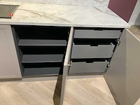 Nolte / novy / lancelotti / whirlpool tumbes c-07 / puentex 572 l vormig keukenopstelling met wandmeubel - afbeelding 33 van  55