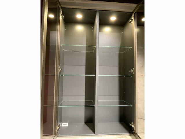 Nolte / novy / lancelotti / whirlpool tumbes c-07 / puentex 572 l vormig keukenopstelling met wandmeubel - afbeelding 47 van  55