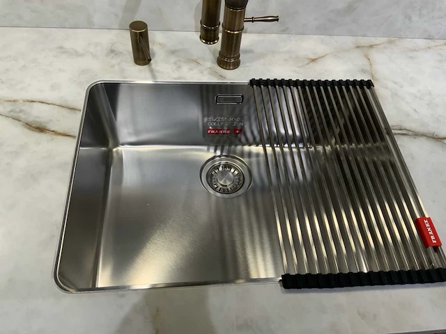 Nolte / novy / lancelotti / whirlpool tumbes c-07 / puentex 572 l vormig keukenopstelling met wandmeubel - afbeelding 54 van  55