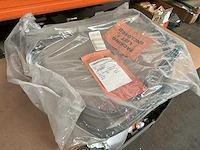 Nonmetalic hose assembly (4x) - afbeelding 3 van  4