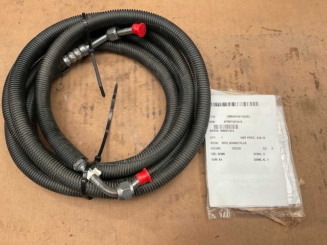 Nonmetallic hose - afbeelding 1 van  3
