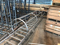 Noodladder met kooi - afbeelding 1 van  3