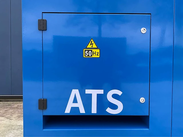 Noodstroom aggregaat / generator 440 kva - 6 cilinder dieselmotor - afbeelding 16 van  26