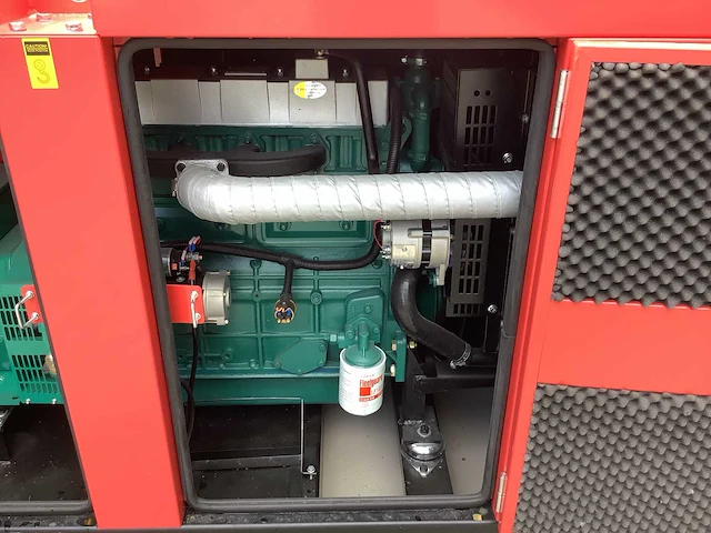 Noodstroom aggregaat / generator diesel 20 kva - afbeelding 6 van  17