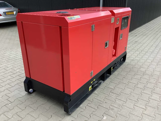 Noodstroom aggregaat / generator diesel 20 kva - afbeelding 11 van  17
