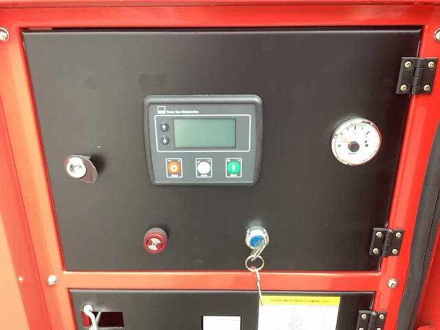 Noodstroom aggregaat / generator diesel 20 kva - afbeelding 16 van  17