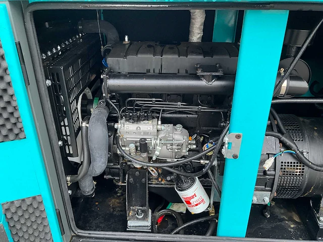 Noodstroom aggregaat / generator diesel 30 kva - afbeelding 12 van  14