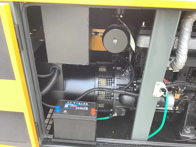 Noodstroom aggregaat / generator diesel 40 kva - afbeelding 4 van  18
