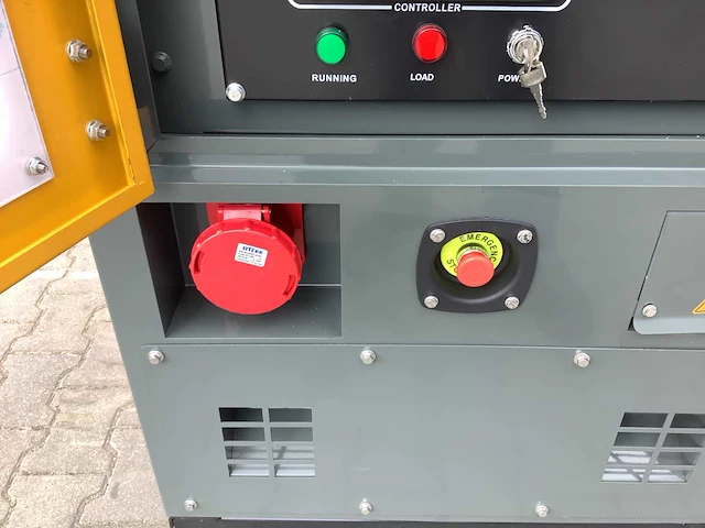 Noodstroom aggregaat / generator diesel 40 kva - afbeelding 7 van  18