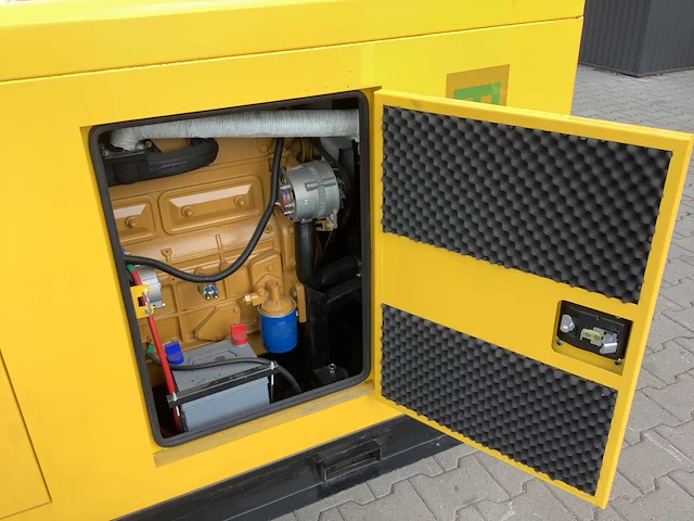Noodstroom aggregaat / generator diesel 48 kva - afbeelding 5 van  15