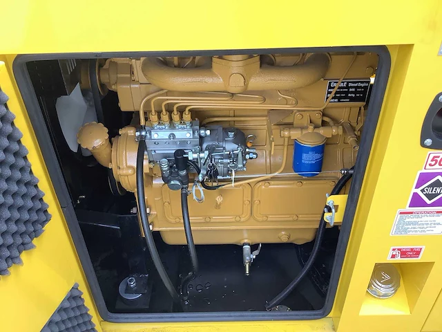 Noodstroom aggregaat / generator diesel 48 kva - afbeelding 13 van  15