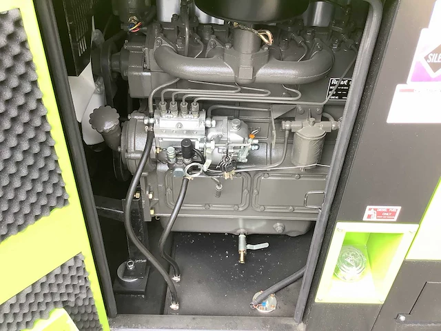 Noodstroom aggregaat / generator diesel 48 kva - afbeelding 2 van  15
