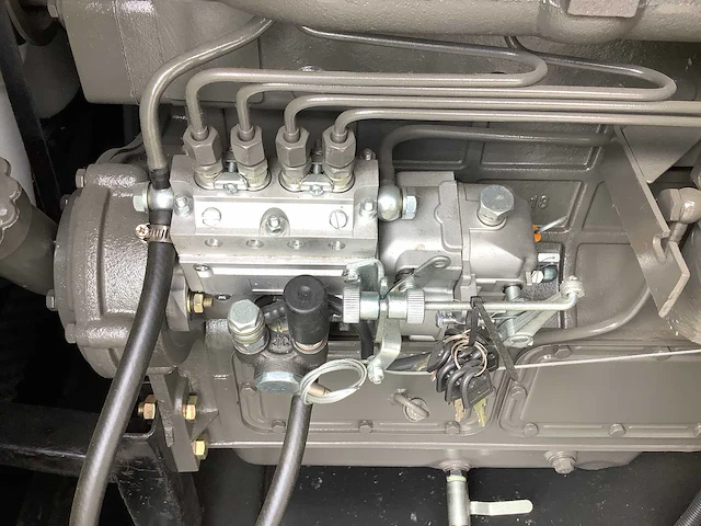 Noodstroom aggregaat / generator diesel 48 kva - afbeelding 3 van  15