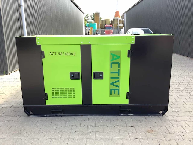 Noodstroom aggregaat / generator diesel 48 kva - afbeelding 1 van  15