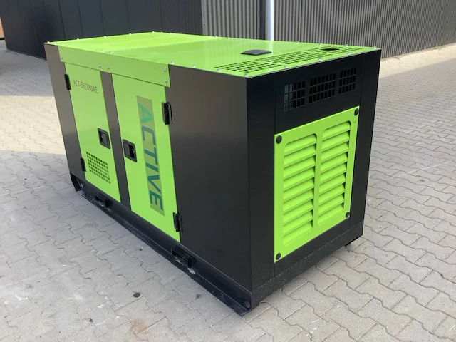 Noodstroom aggregaat / generator diesel 48 kva - afbeelding 9 van  15