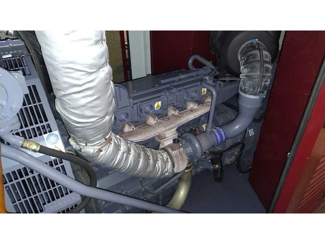 Noodstroomaggregaat 150 kva bredenoord, urenstand 90h. - afbeelding 4 van  37