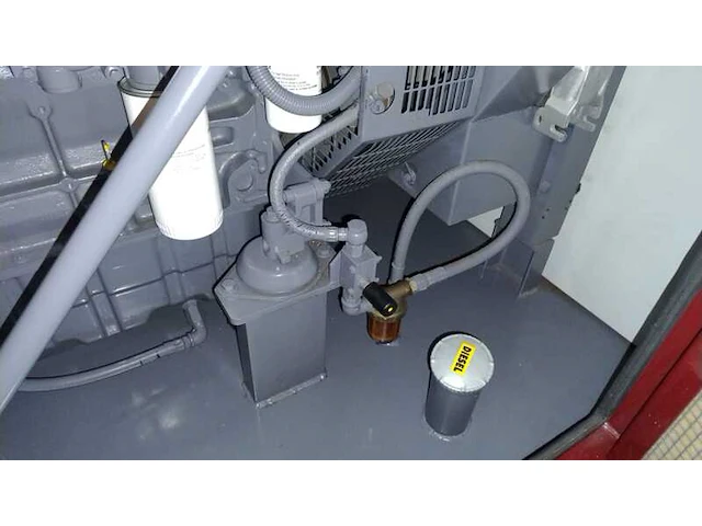 Noodstroomaggregaat 150 kva bredenoord, urenstand 90h. - afbeelding 9 van  37