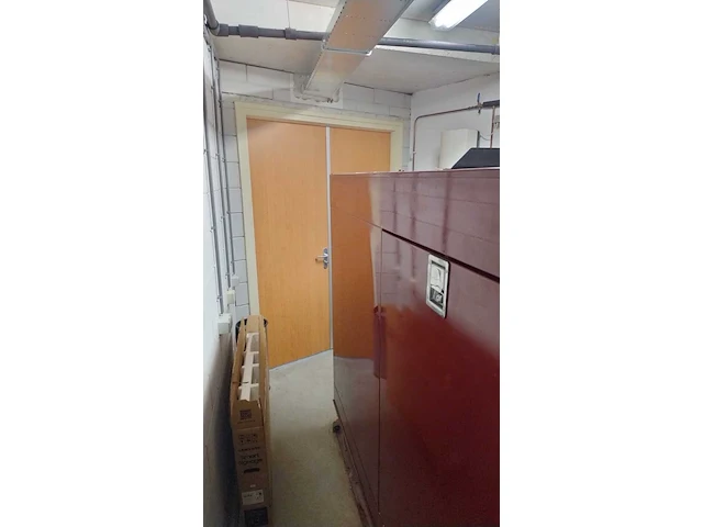 Noodstroomaggregaat 150 kva bredenoord, urenstand 90h. - afbeelding 23 van  37